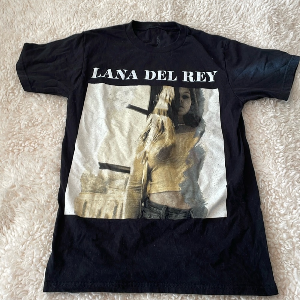 hot topic lana del rey t-shirt 🎀